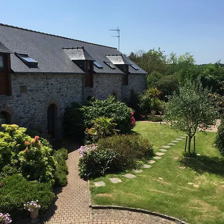 Hébergement de vacances Du Domaine Du Grenier Yffiniac